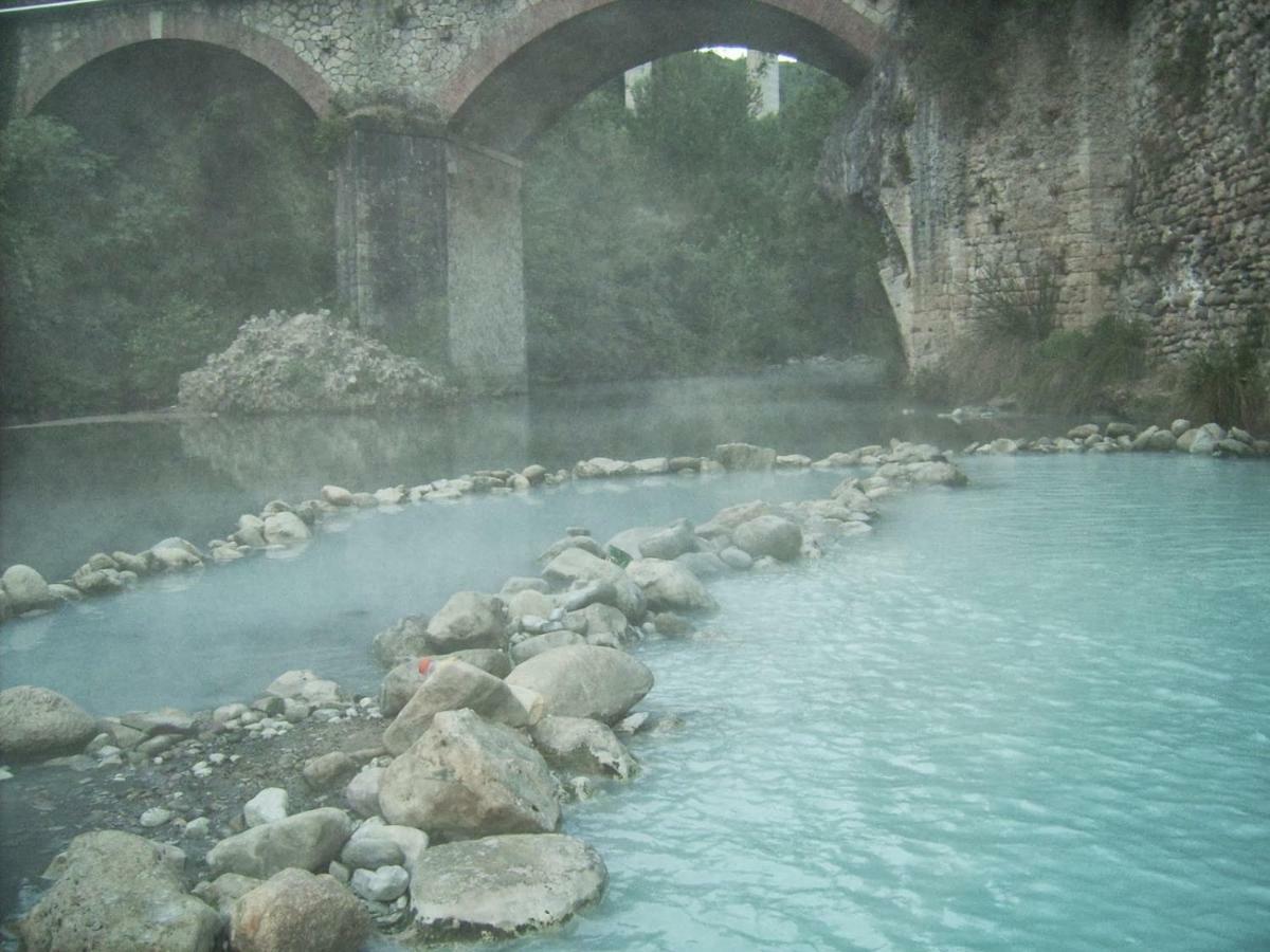 Casale di Pari Casa Nati 게스트하우스 외부 사진
